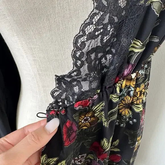 Alice Olivia Adele Full Wrap Floral Lace Midi Dress - Picture 16 of 16